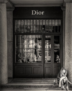 The girl, a Coke Bottle and the Face of Dior + Martin Heathcote.jpg