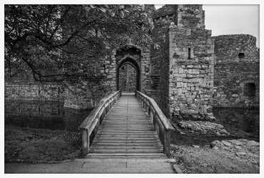 Beaumaris Castle Entrance.jpg