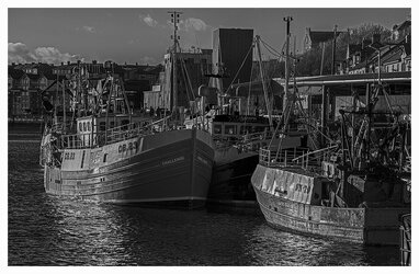 Double parked - The fleets in.jpg