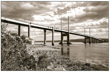 Kessock Bridge over the Moray Firth.jpg