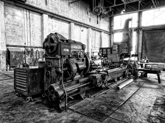 Engine shop-4.jpg