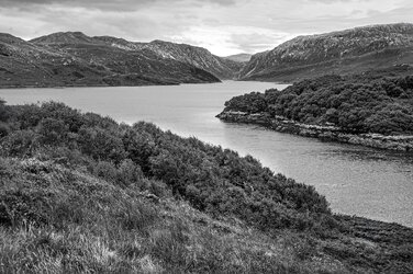 DSC_5231 Lochleanne Dubh mono.jpg